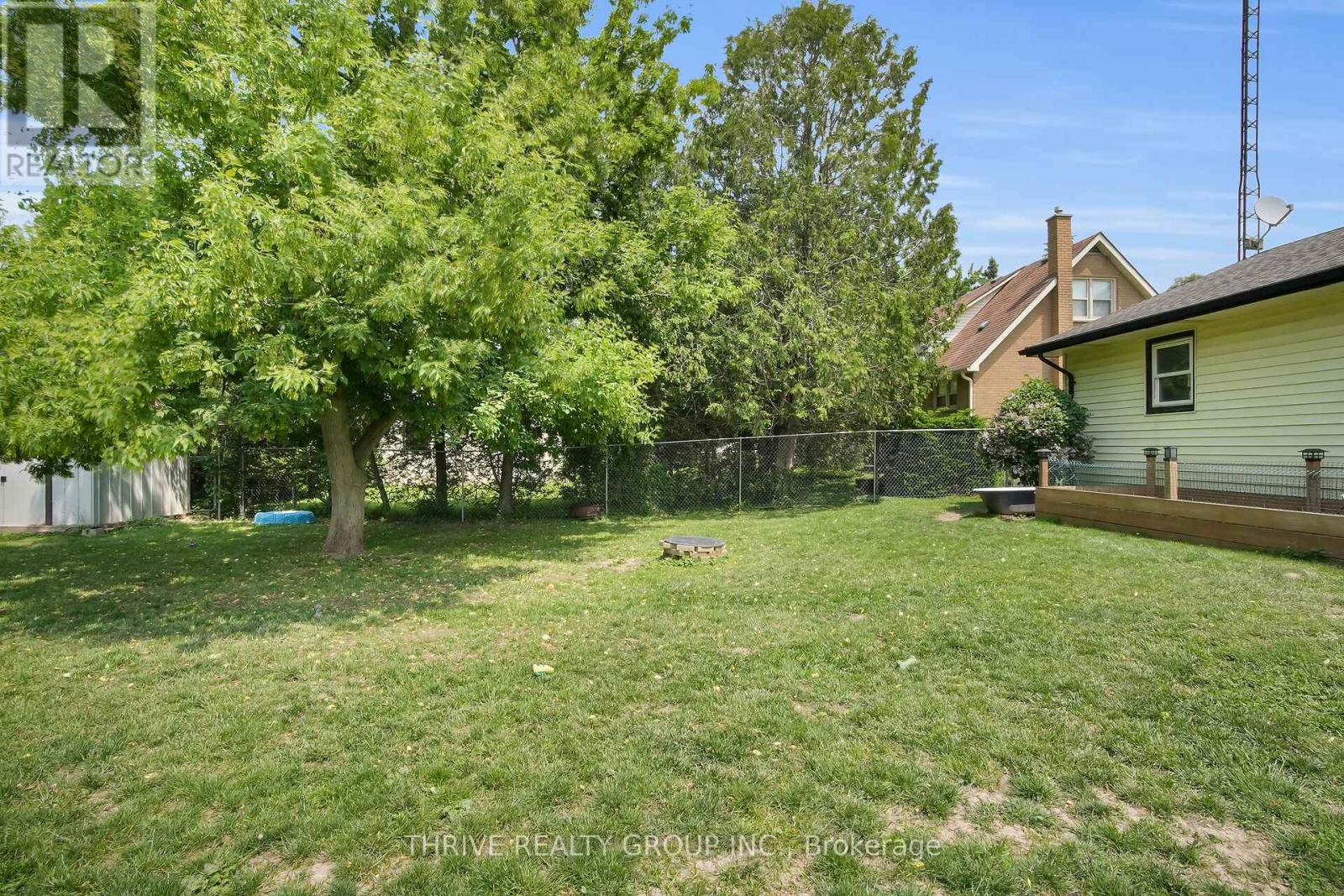 27749 Clyde Street, Adelaide Metcalfe, Ontario  N0M 2B0 - Photo 23 - X12198867