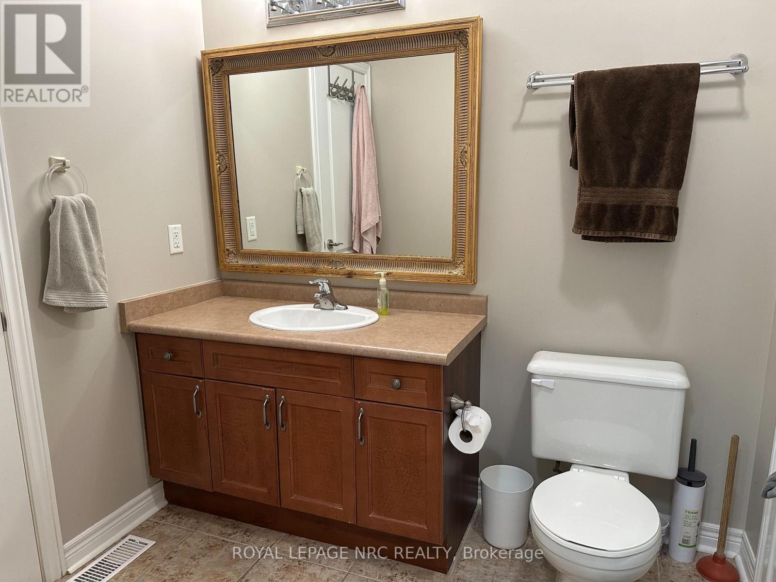 53 Permilla Street, St. Catharines, Ontario  L2S 2G4 - Photo 19 - X12100178