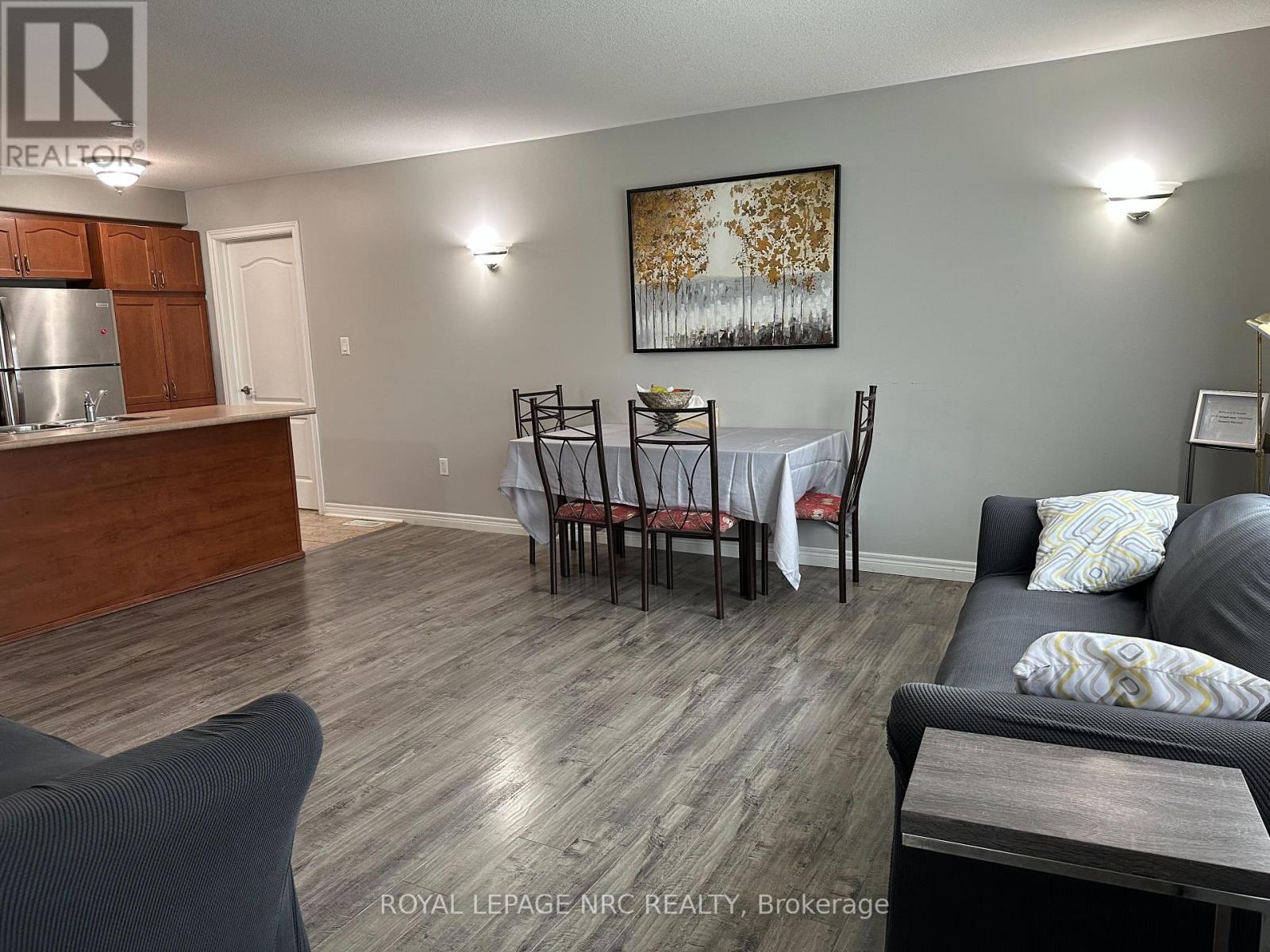 53 Permilla Street, St. Catharines, Ontario  L2S 2G4 - Photo 14 - X12100178
