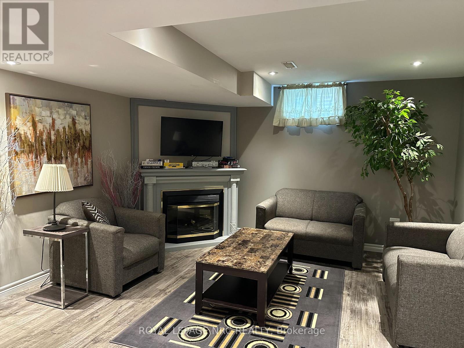53 Permilla Street, St. Catharines, Ontario  L2S 2G4 - Photo 4 - X12100178