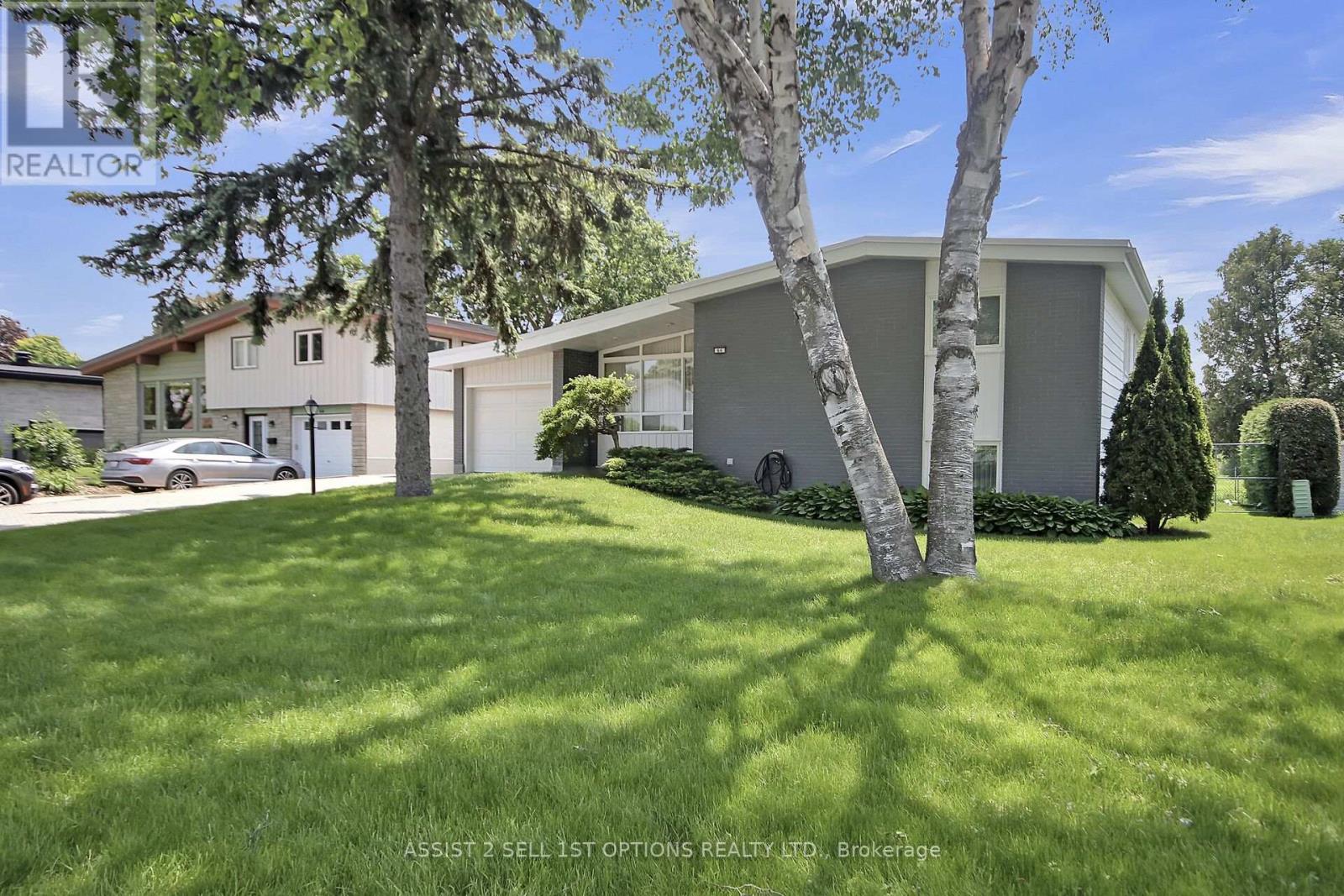 64 Sullivan Avenue, Ottawa, Ontario  K2G 1V2 - Photo 2 - X12198791