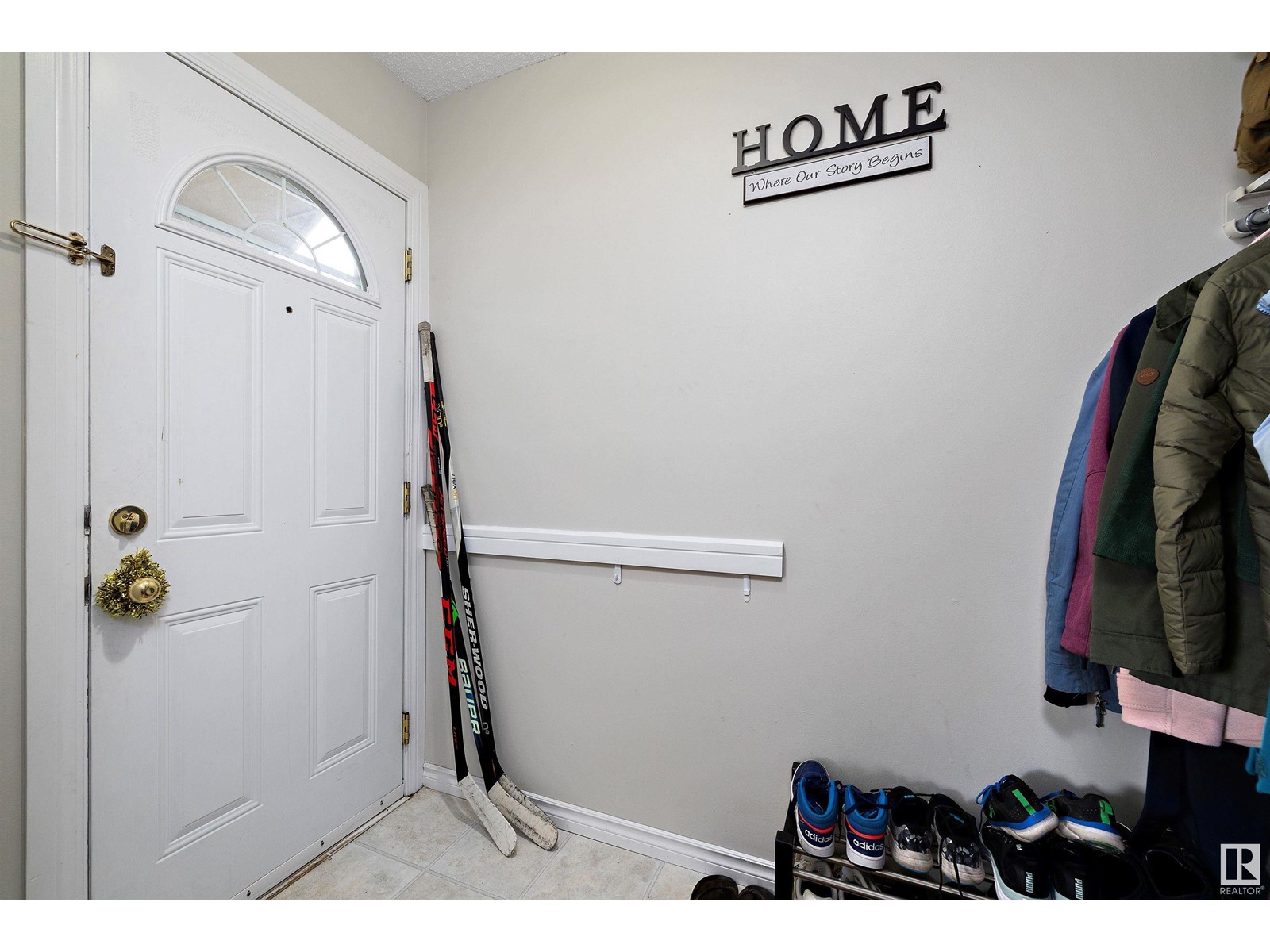 Property at 749 Village DR image 2