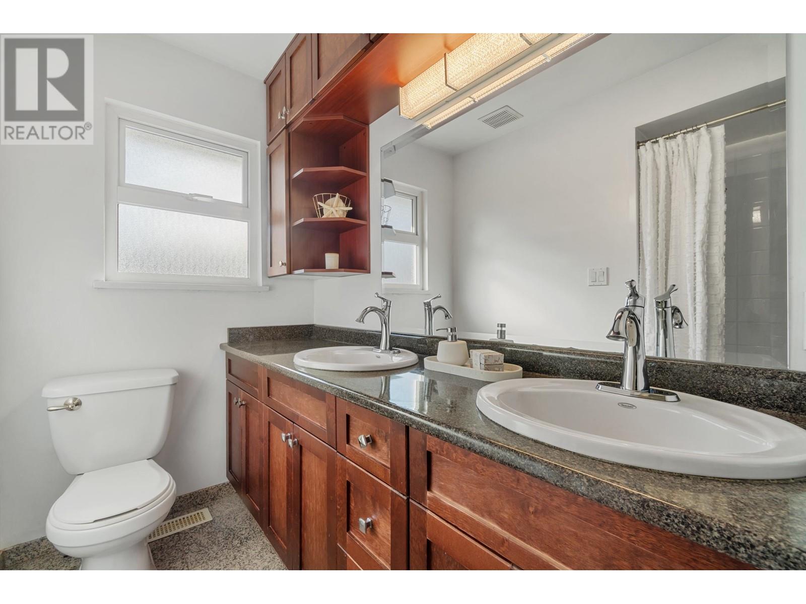 9152 Klenner Drive, Burnaby, British Columbia  V3N 4E8 - Photo 12 - R3011772