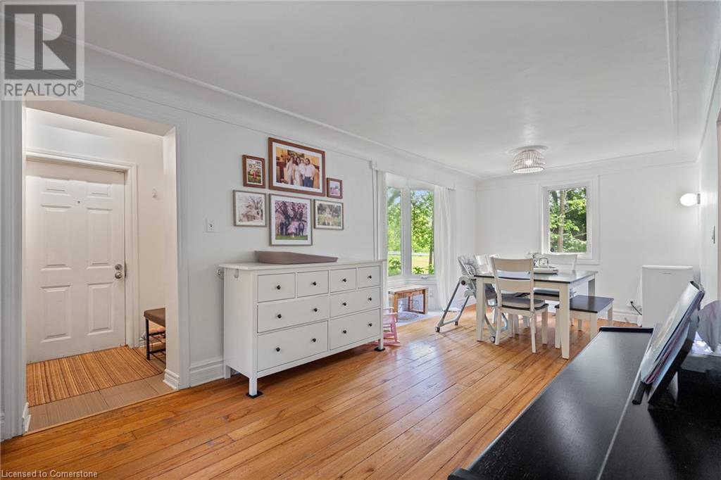 Property at 376 OLD GUELPH Road image 4