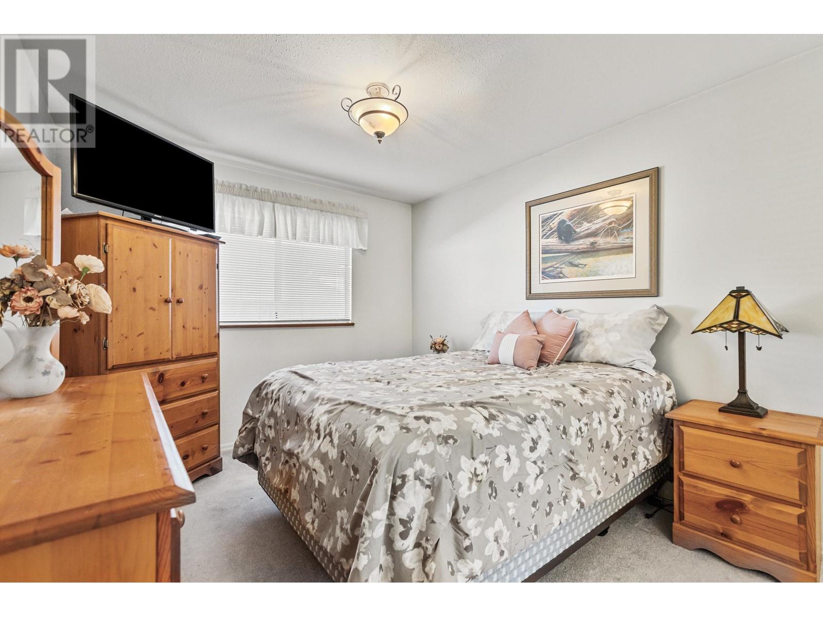 22750 Balabanian Circle, Maple Ridge, British Columbia  V2X 9C3 - Photo 23 - R3001857