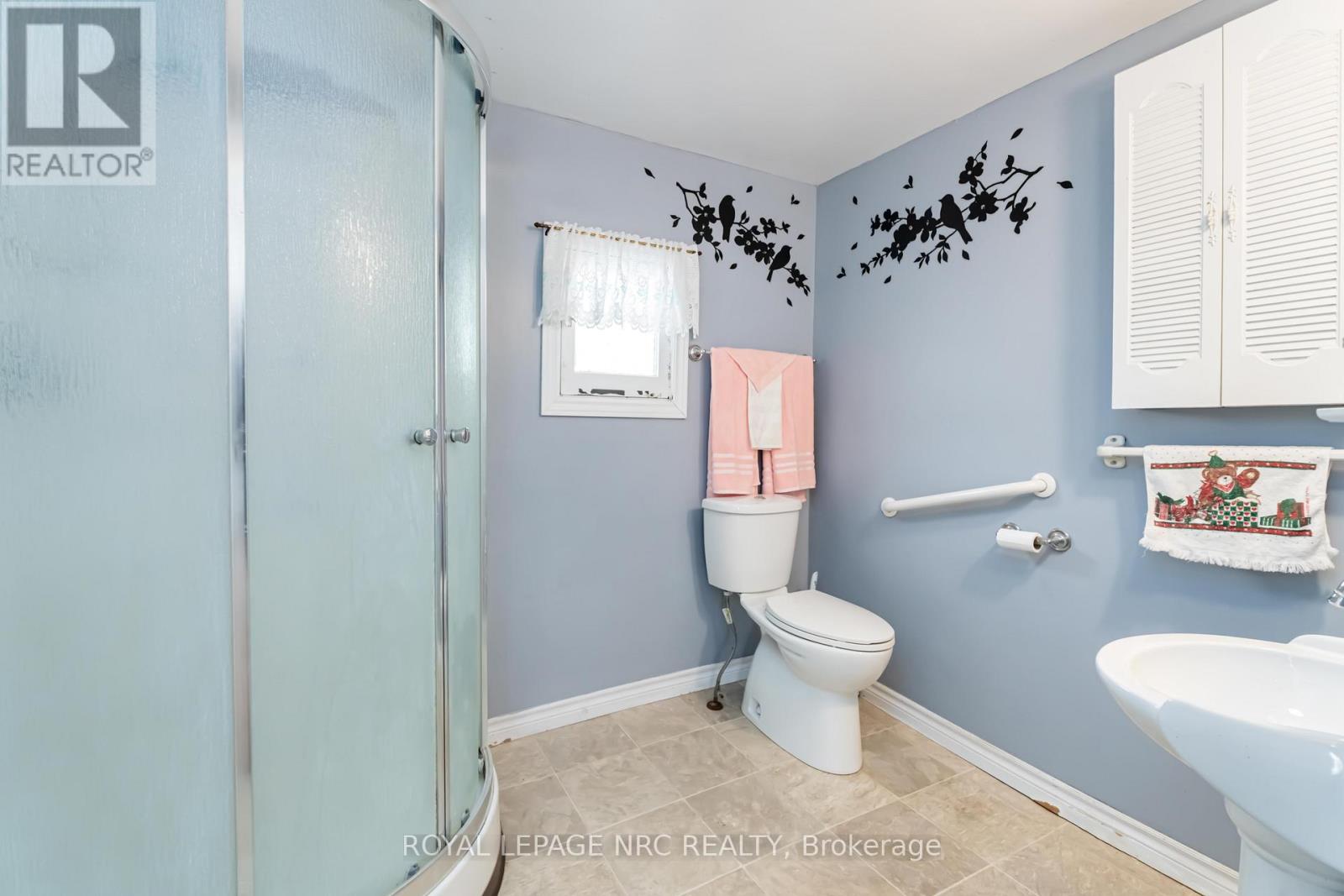 368 Ridgeway Road, Fort Erie, Ontario  L0S 1N0 - Photo 13 - X12060756