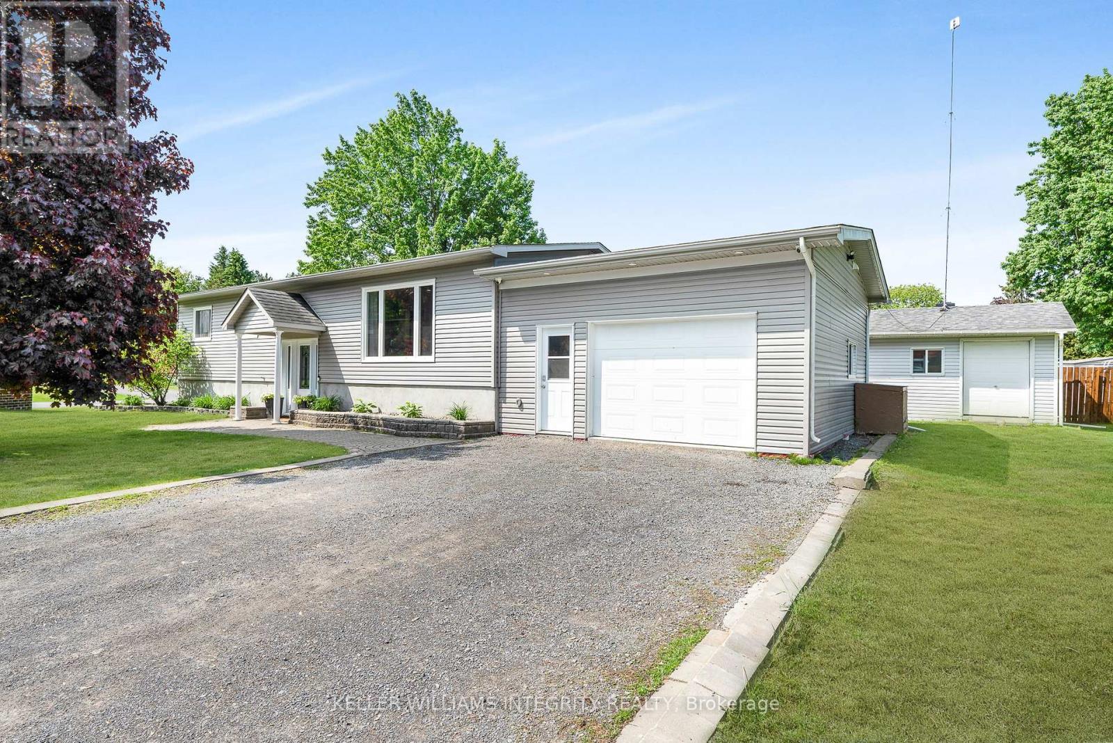 64 Beaver Lane, The Nation, Ontario  K0A 2M0 - Photo 1 - X12194080