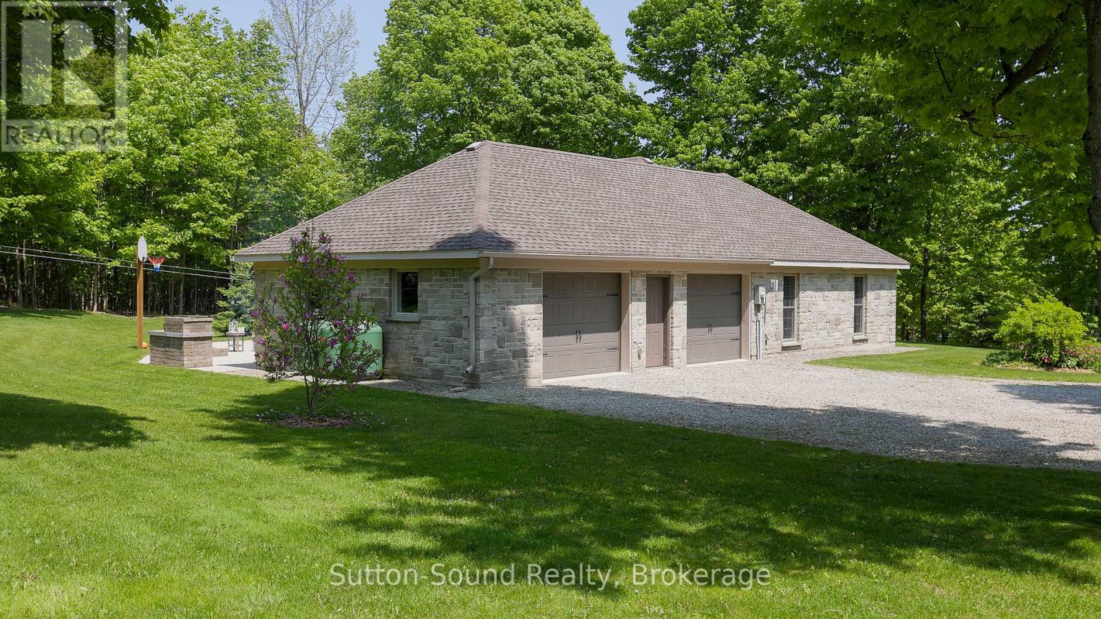 505556 Grey Road 1 Road, Georgian Bluffs, Ontario  N0H 1S0 - Photo 6 - X12198745