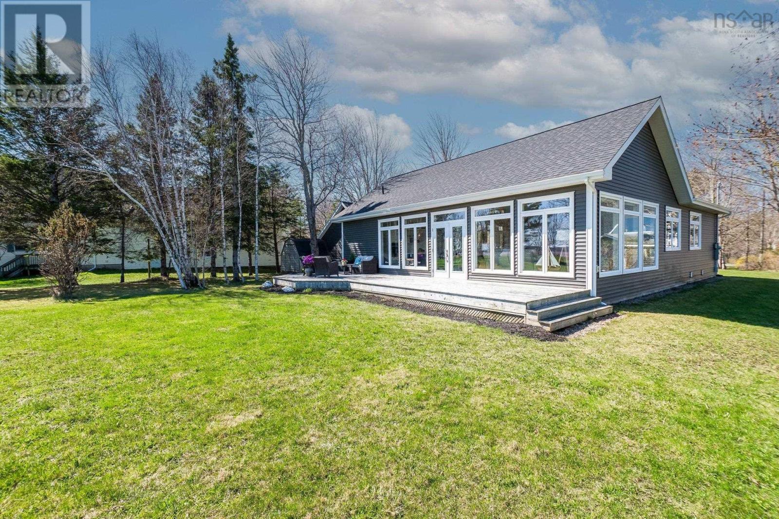 106 Avon Street, Hants Border, Nova Scotia  B0P 1P0 - Photo 44 - 202509946