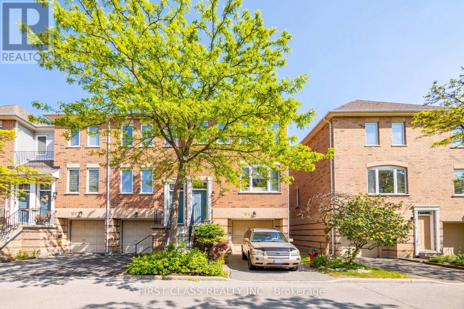 10A LEASIDE PARK DRIVE, Toronto, Ontario
