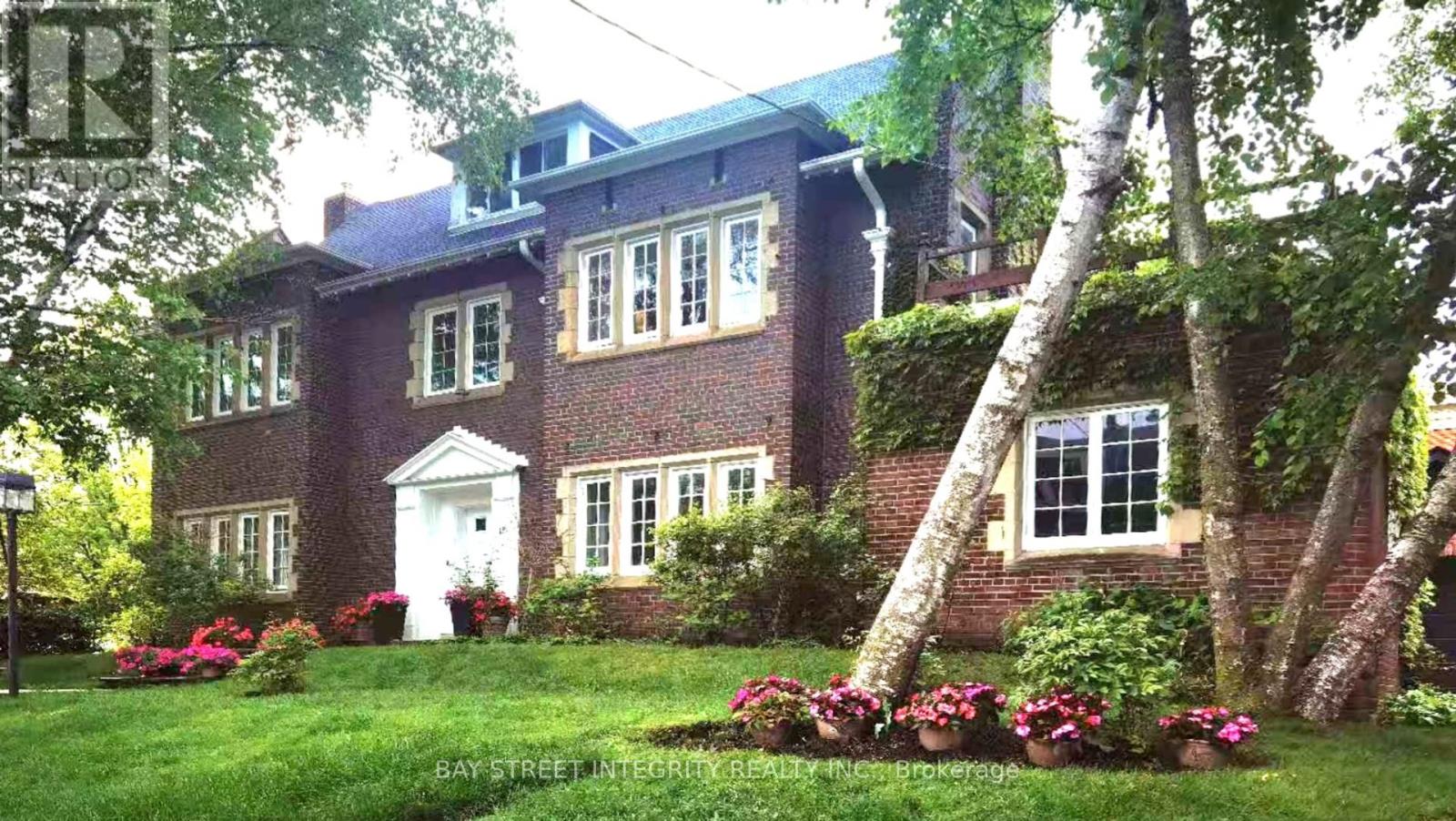 184 Heath Street W, Toronto (Forest Hill South), Ontario  M4V 1V2 - Photo 44 - C12198690