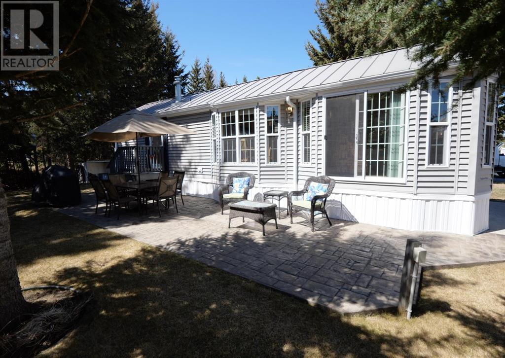 Property at 40, 32379 Range Road 55 image 4