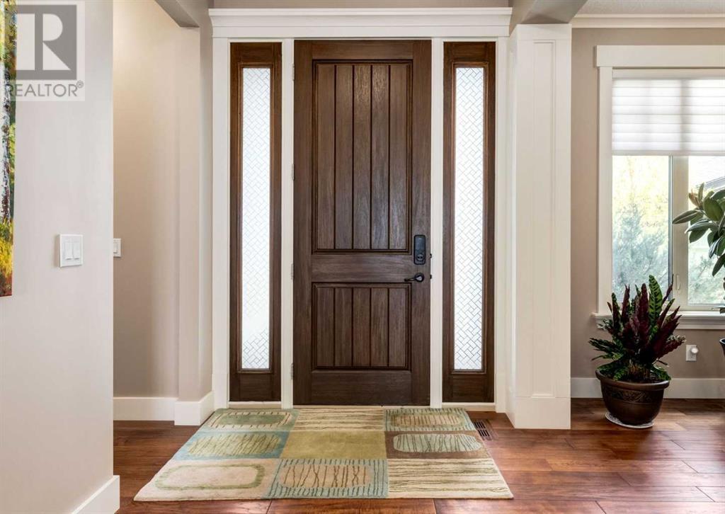 Property at 72 Rockcliff Grove NW image 3