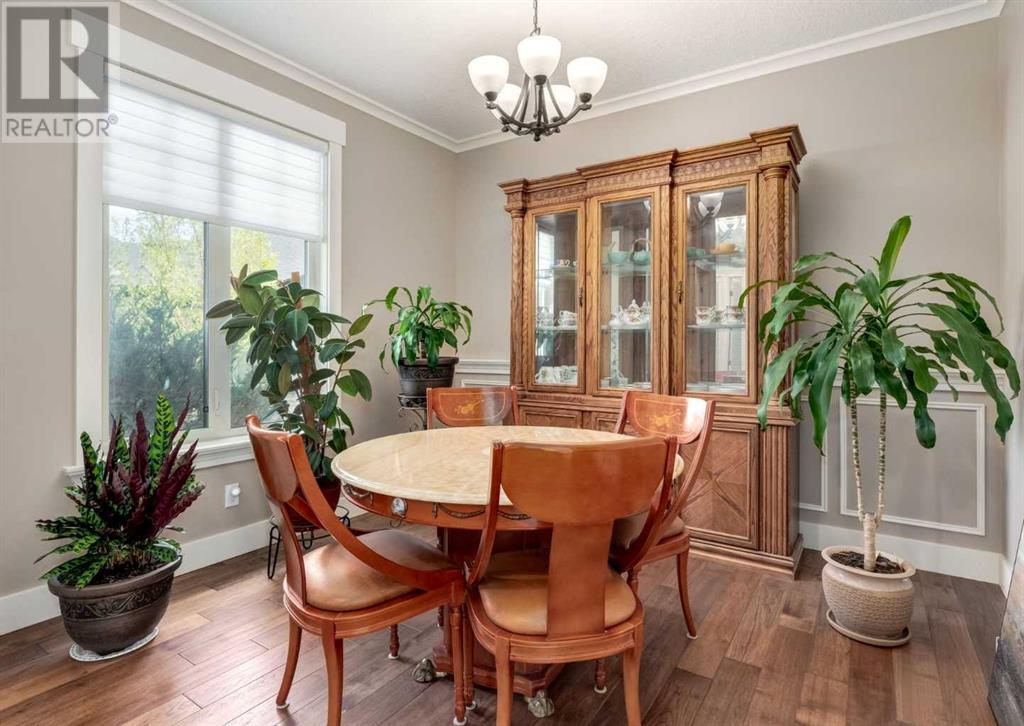 Property at 72 Rockcliff Grove NW image 5