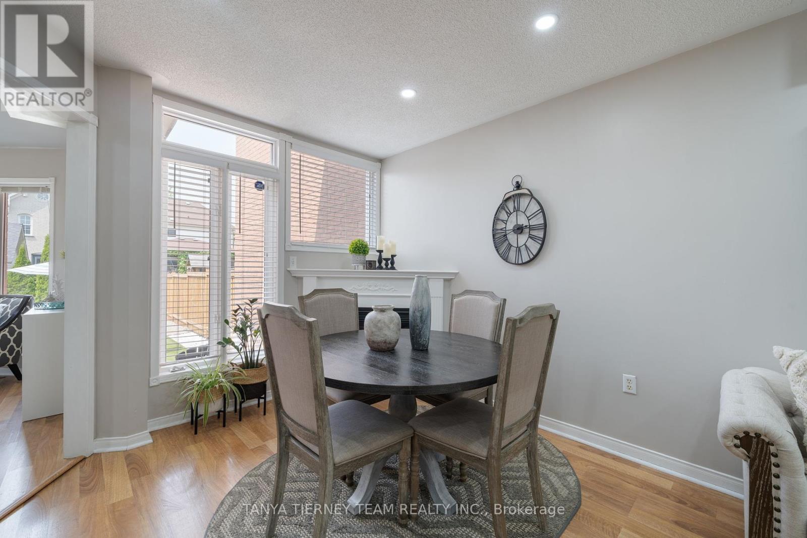 103 Zachary Place, Whitby, Ontario  L1M 1E2 - Photo 12 - E12198626