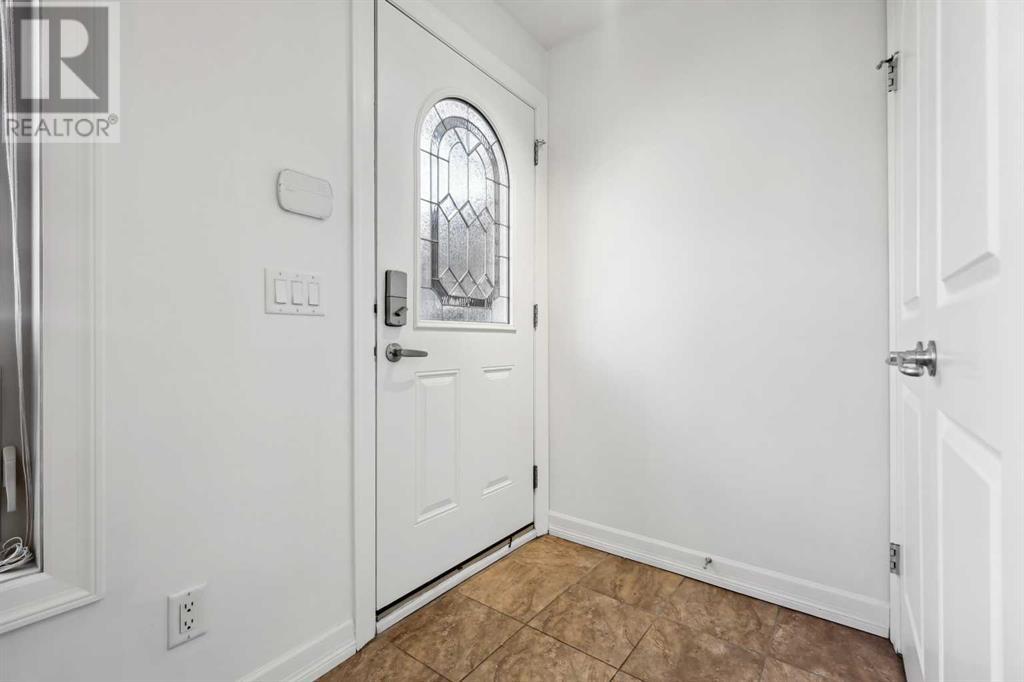 Property at 7, 1729 34 Avenue SW image 4