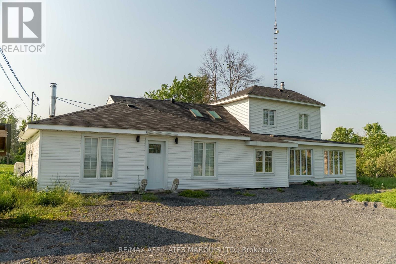 4640 Willy Bill Road, South Stormont, Ontario  K0C 1S0 - Photo 1 - X12198808