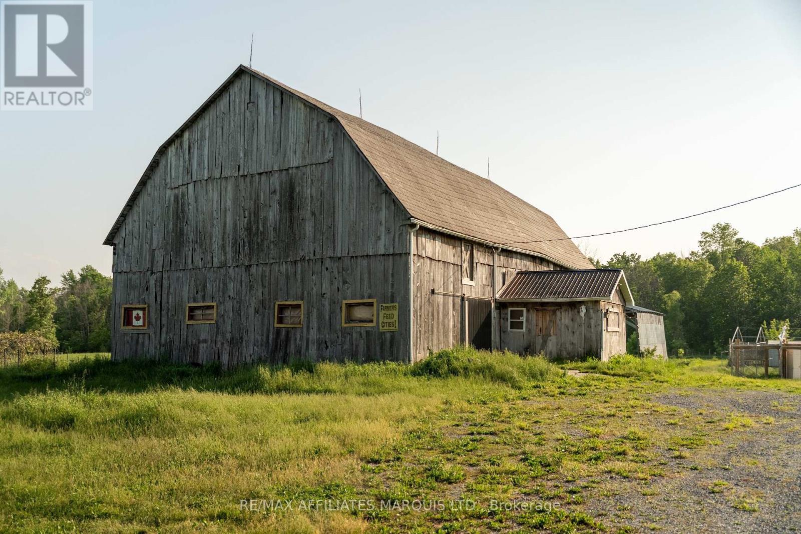 4640 Willy Bill Road, South Stormont, Ontario  K0C 1S0 - Photo 3 - X12198808