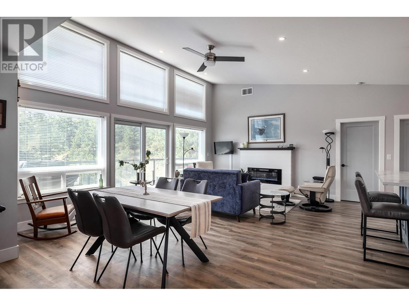 Property at 36 Spruce Drive image 4