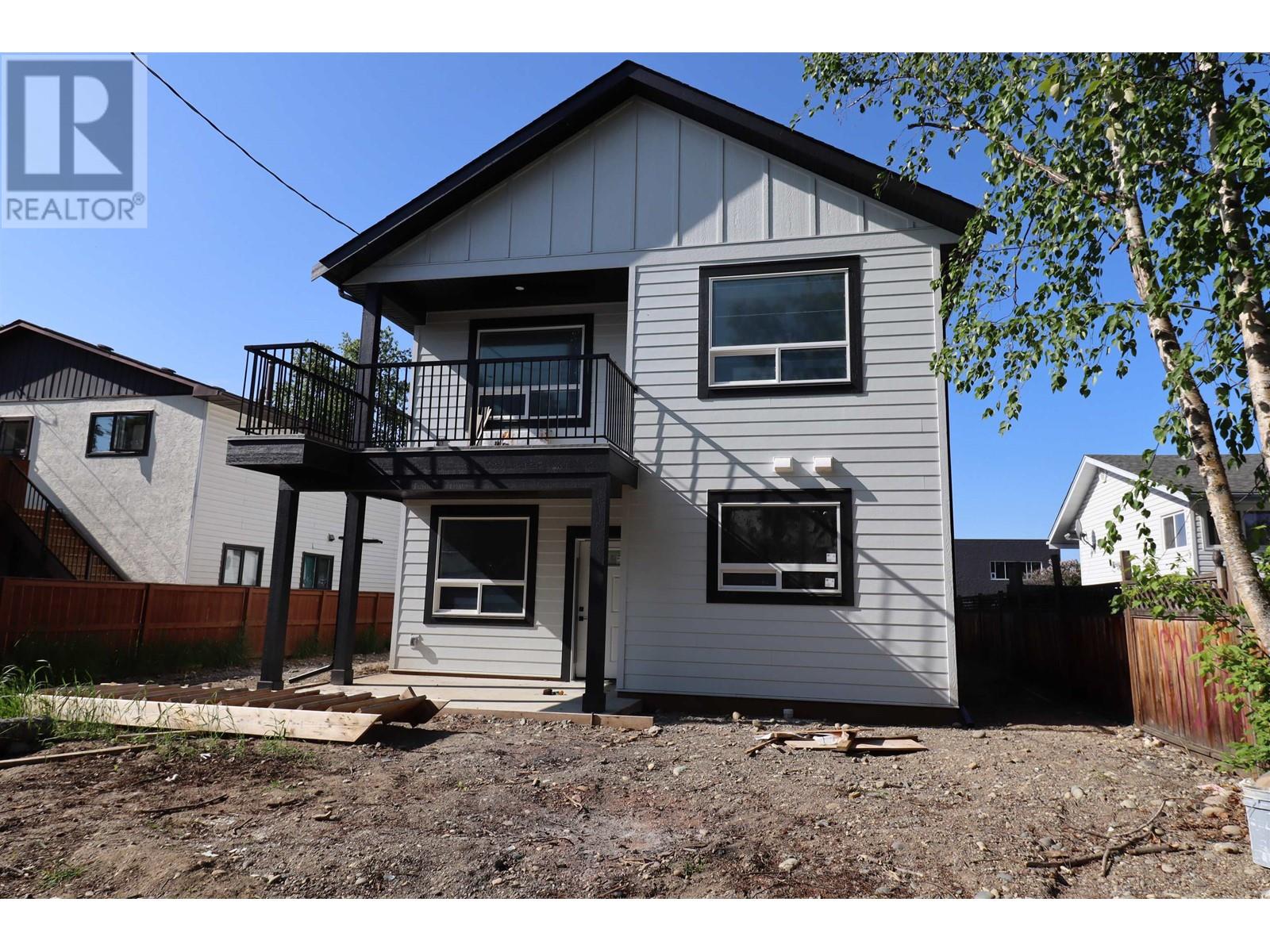 Property at 1848-1850 6TH AVENUE image 3