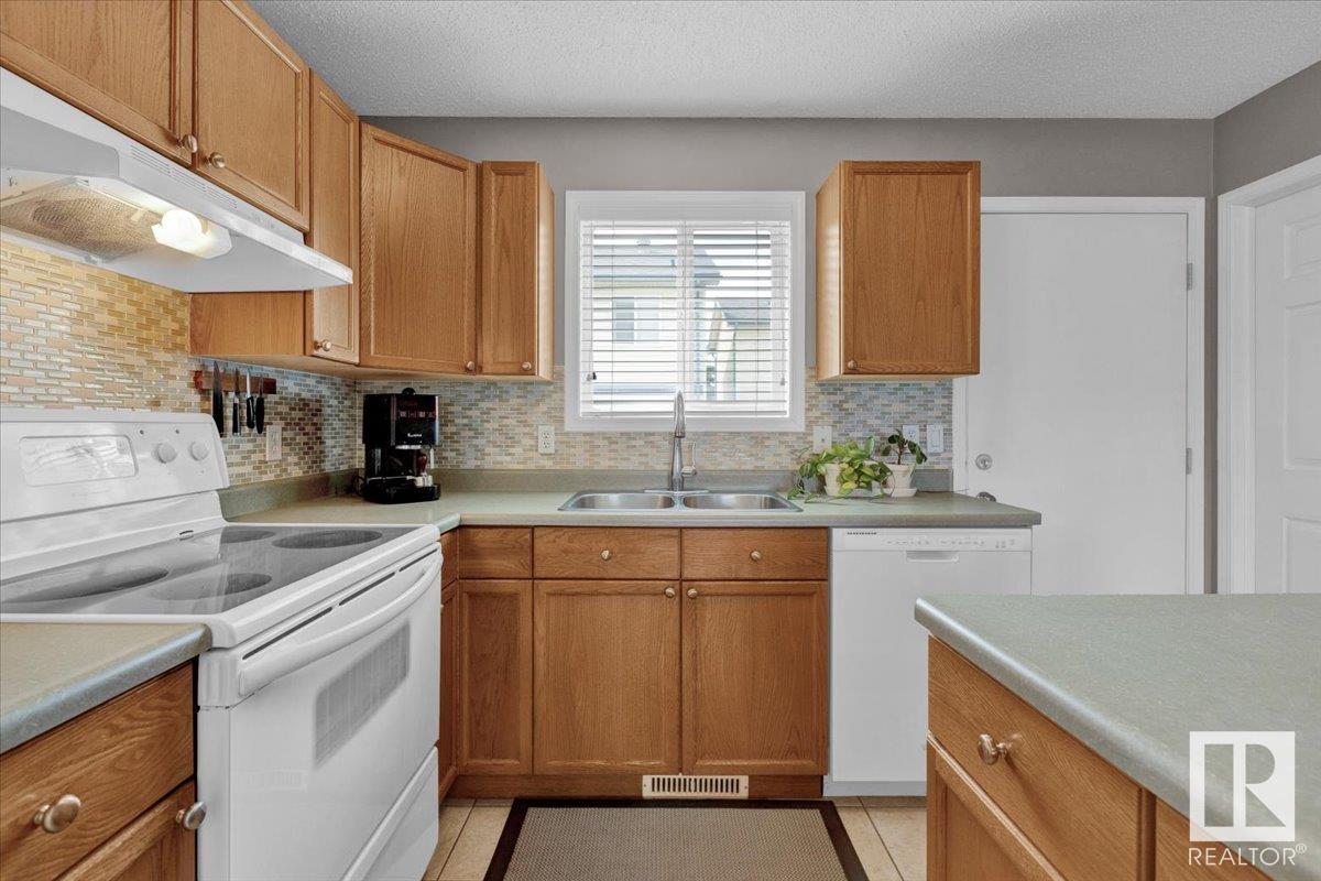 #77 10909 106 St Nw, Edmonton, Alberta  T5H 4M7 - Photo 12 - E4440521
