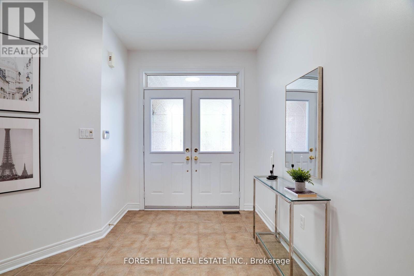73 Balsamwood Road, Vaughan (Patterson), Ontario  L4J 9E3 - Photo 2 - N12198604