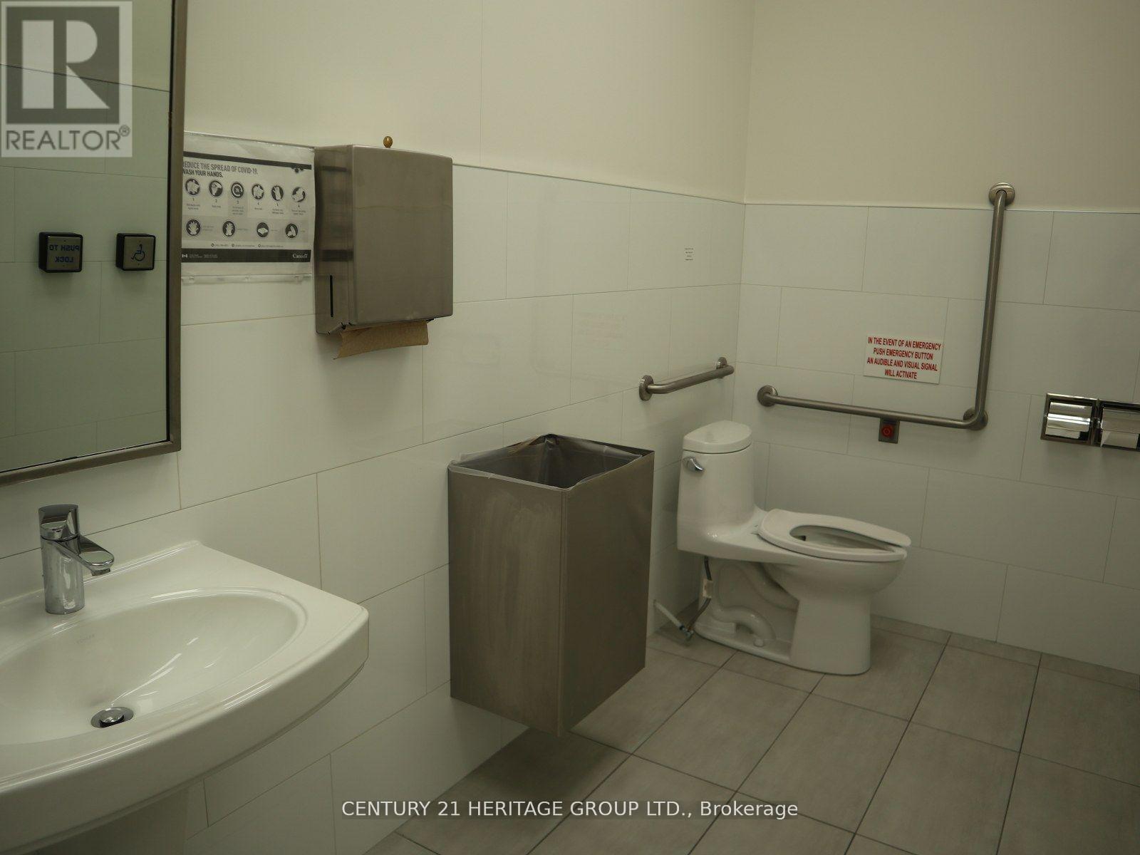 123&125 - 8763 Bayview Avenue, Richmond Hill (Doncrest), Ontario  L4B 3V1 - Photo 13 - N12198683
