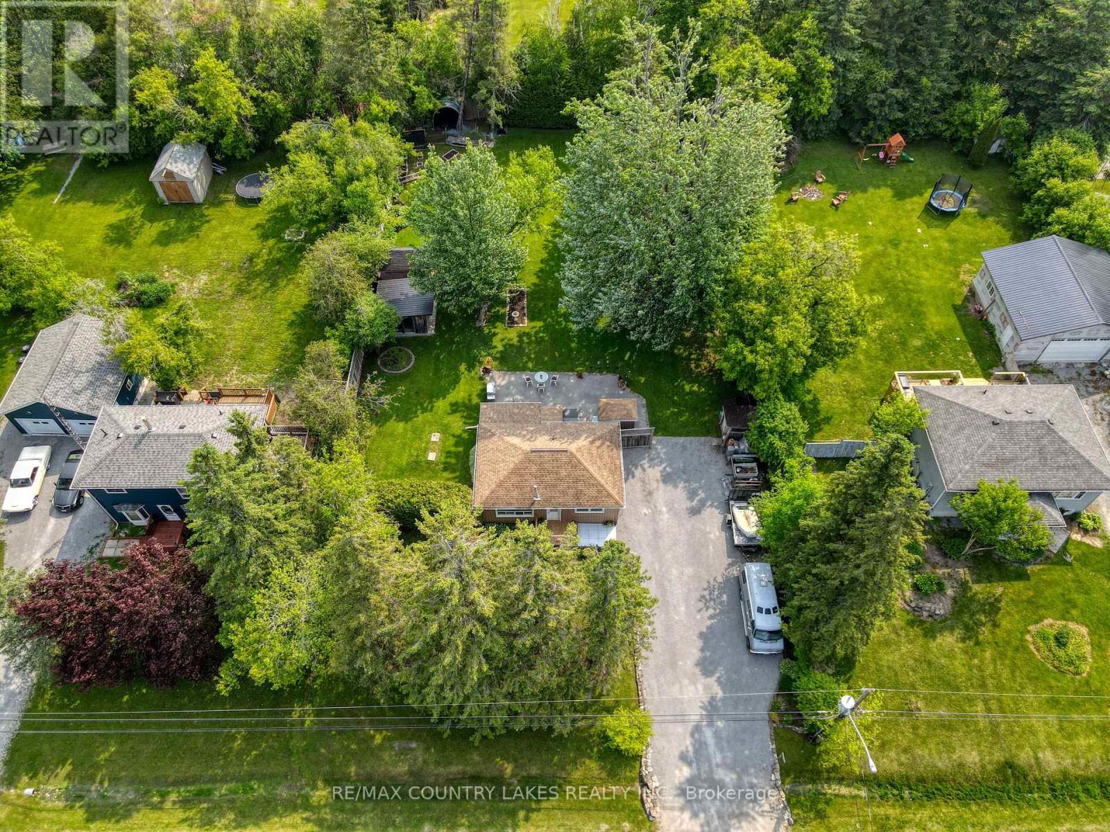 Property at 15 NANCY AVENUE image 2