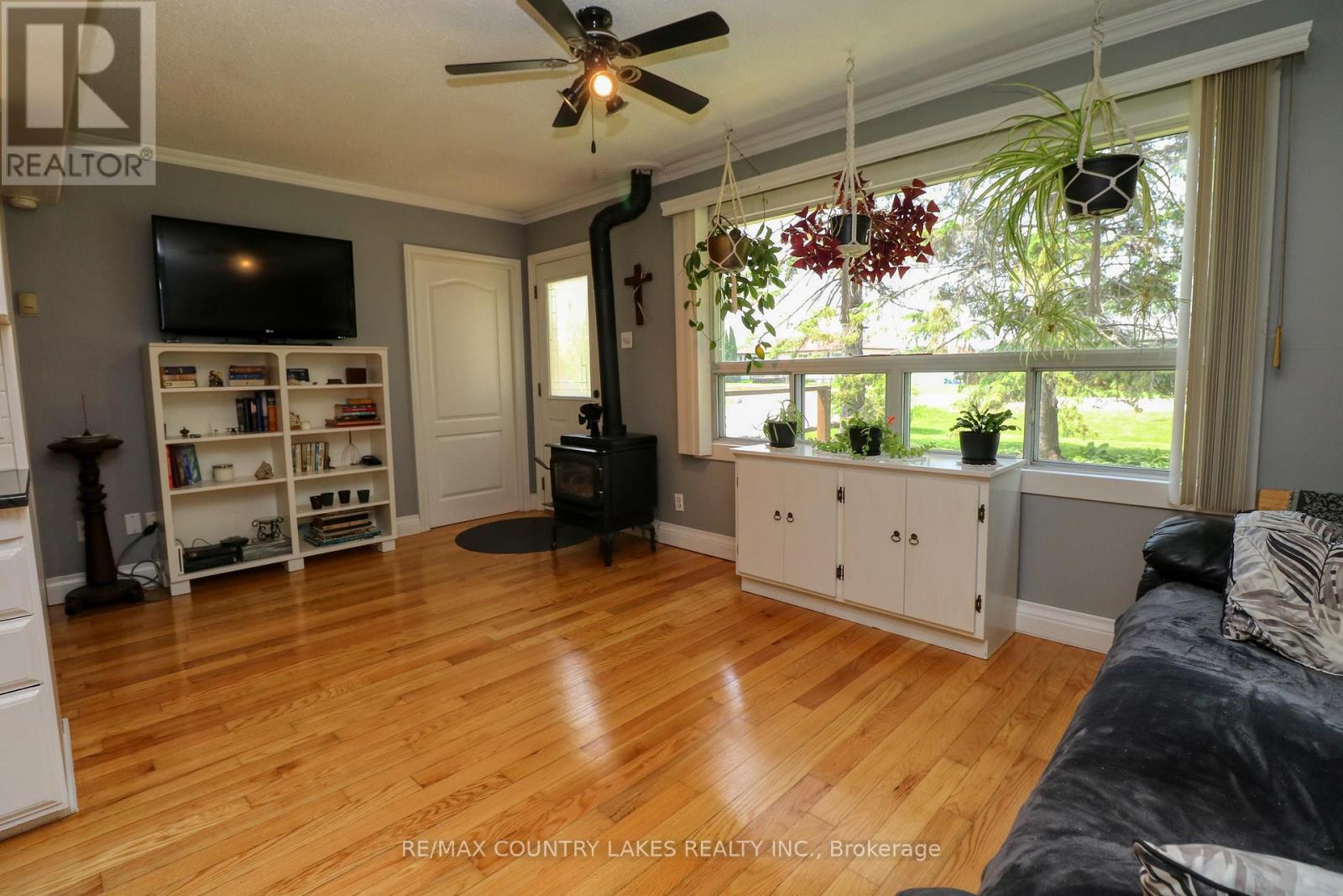 Property at 15 NANCY AVENUE image 5