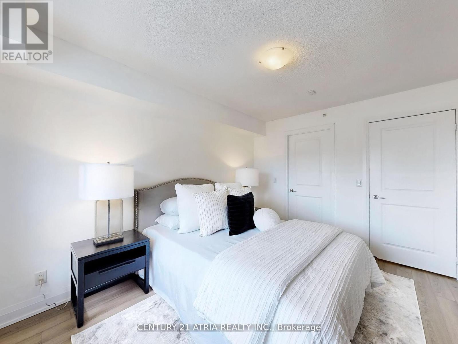 205 - 372 Highway 7 E, Richmond Hill (Doncrest), Ontario  L4B 0C6 - Photo 14 - N12198699