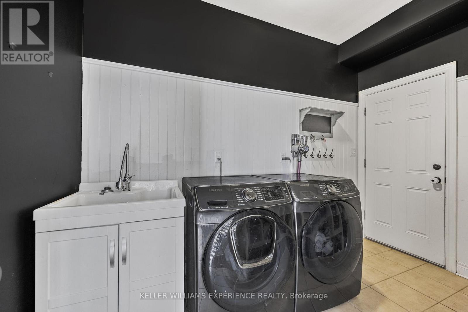 25 Regalia Way, Barrie, Ontario  L4M 7H7 - Photo 10 - S12198649