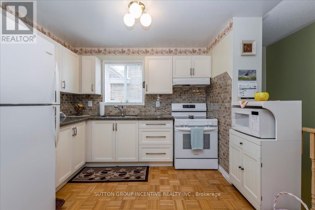 290 Cundles Road W, Barrie, Ontario  L4N 7C9 - Photo 9 - S12198682