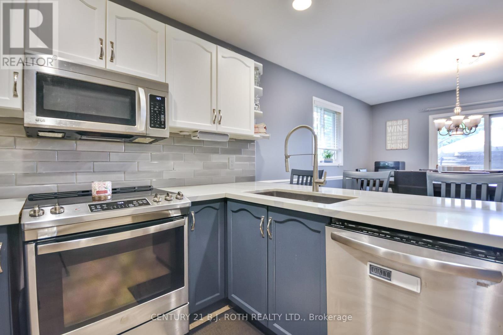 56 Monique Crescent, Barrie (East Bayfield), Ontario  L4M 6Y4 - Photo 11 - S12198695