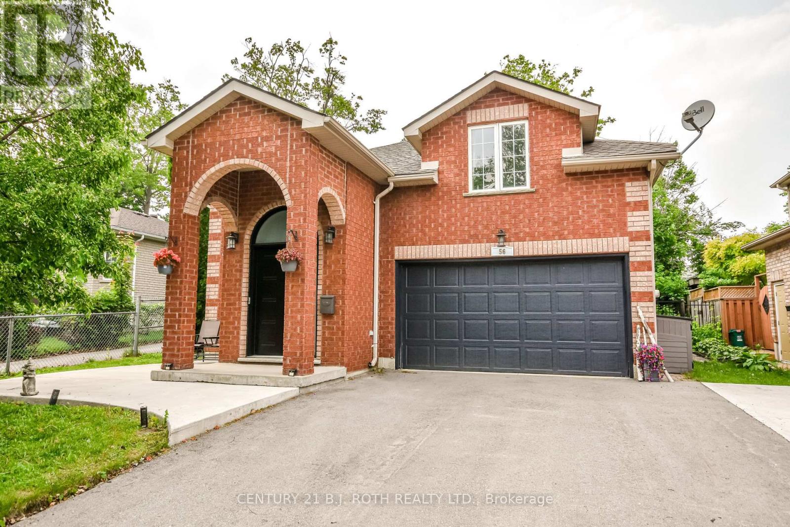 56 Monique Crescent, Barrie, Ontario  L4M 6Y4 - Photo 2 - S12198695