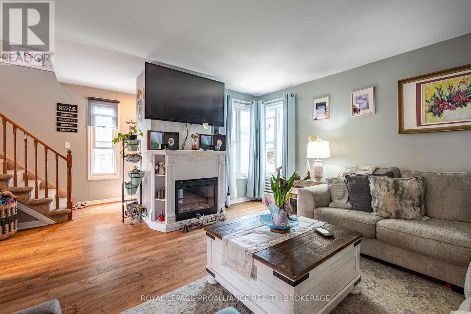 587 Davis Drive, Kingston, Ontario  K7M 7Y4 - Photo 6 - X12198885