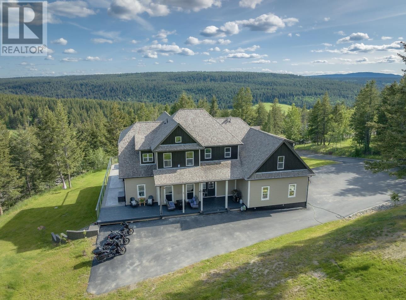 1731 Macgregor Drive, Williams Lake, British Columbia  V2G 4W1 - Photo 2 - R3011499
