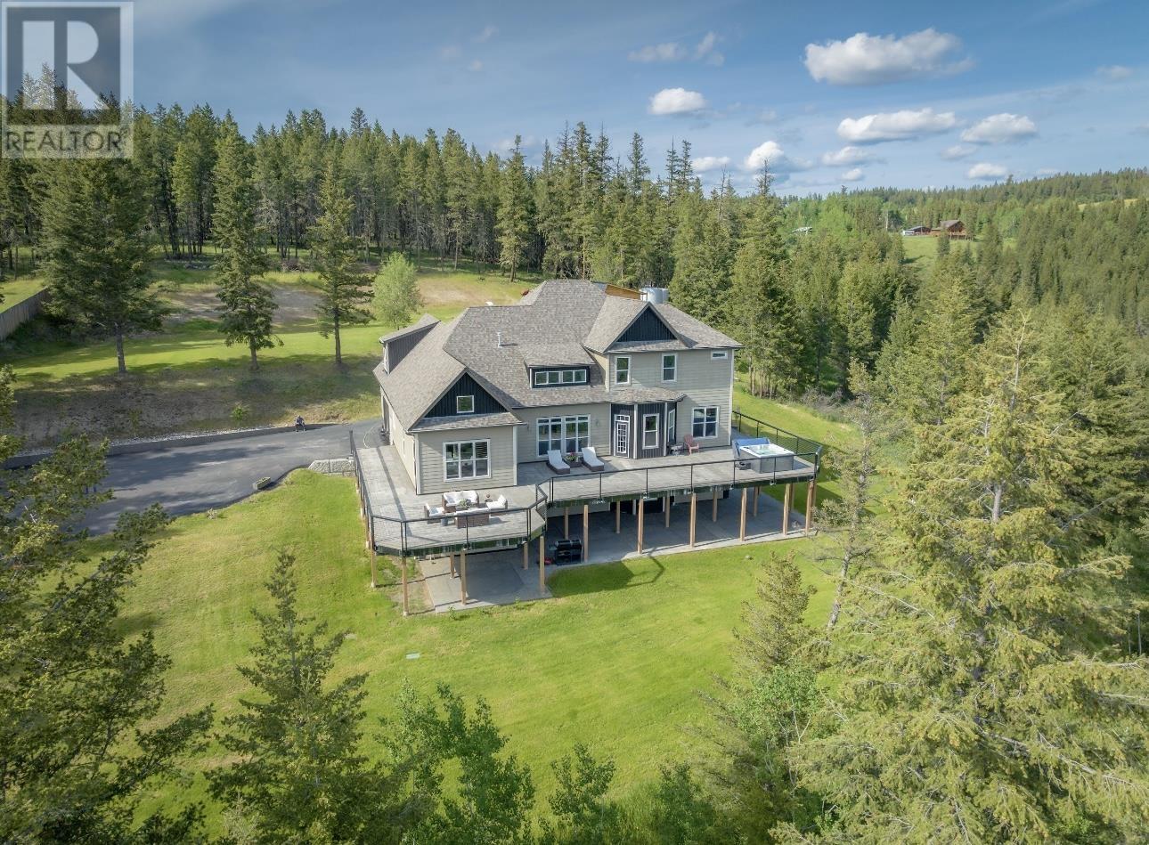 1731 Macgregor Drive, Williams Lake, British Columbia  V2G 4W1 - Photo 1 - R3011499
