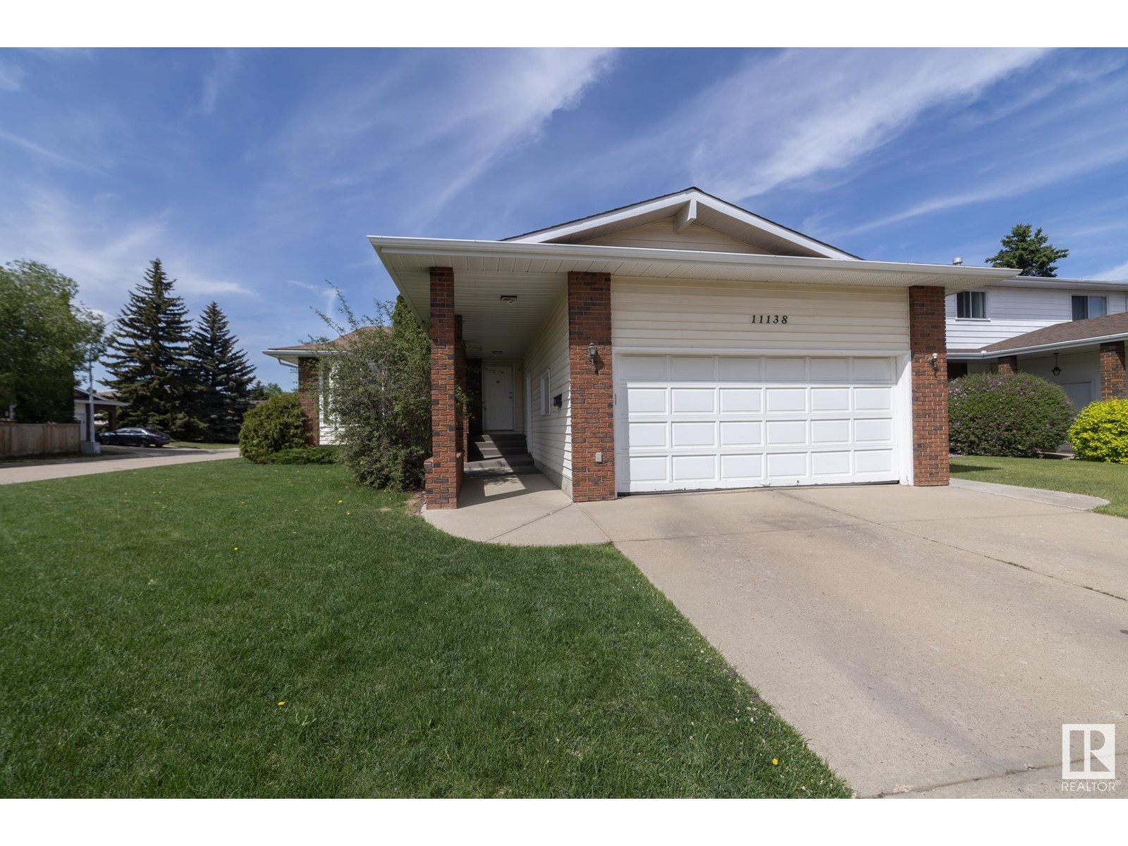 11138 30 AV NW, Edmonton, Alberta
