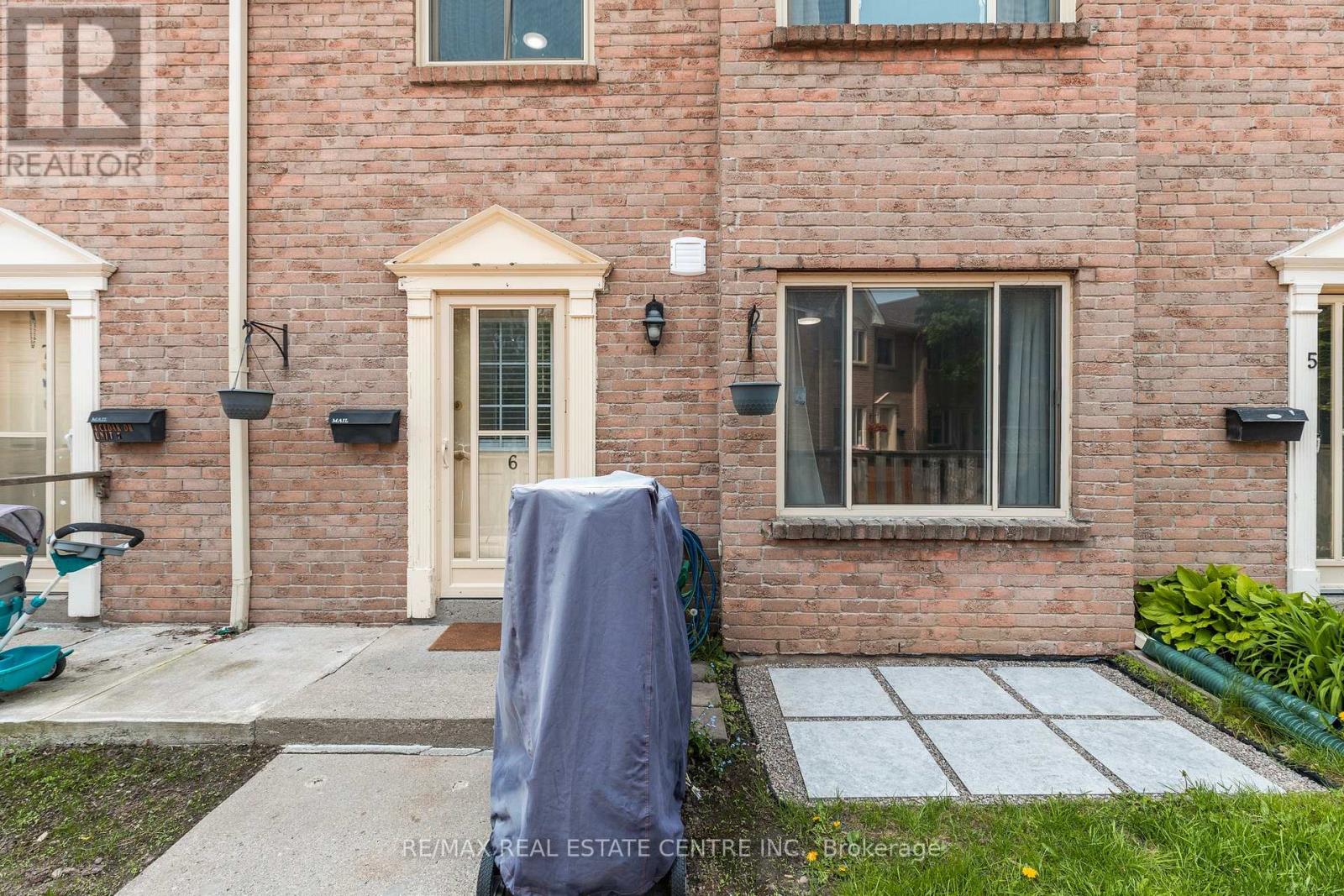 6 - 4 Cedar Drive, Orangeville, Ontario  L9W 2X6 - Photo 6 - W12198632