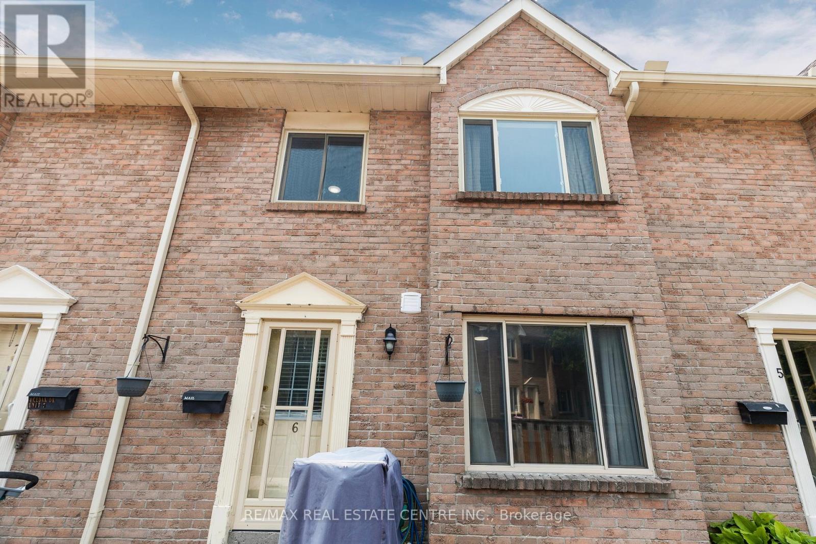 6 - 4 Cedar Drive, Orangeville, Ontario  L9W 2X6 - Photo 7 - W12198632