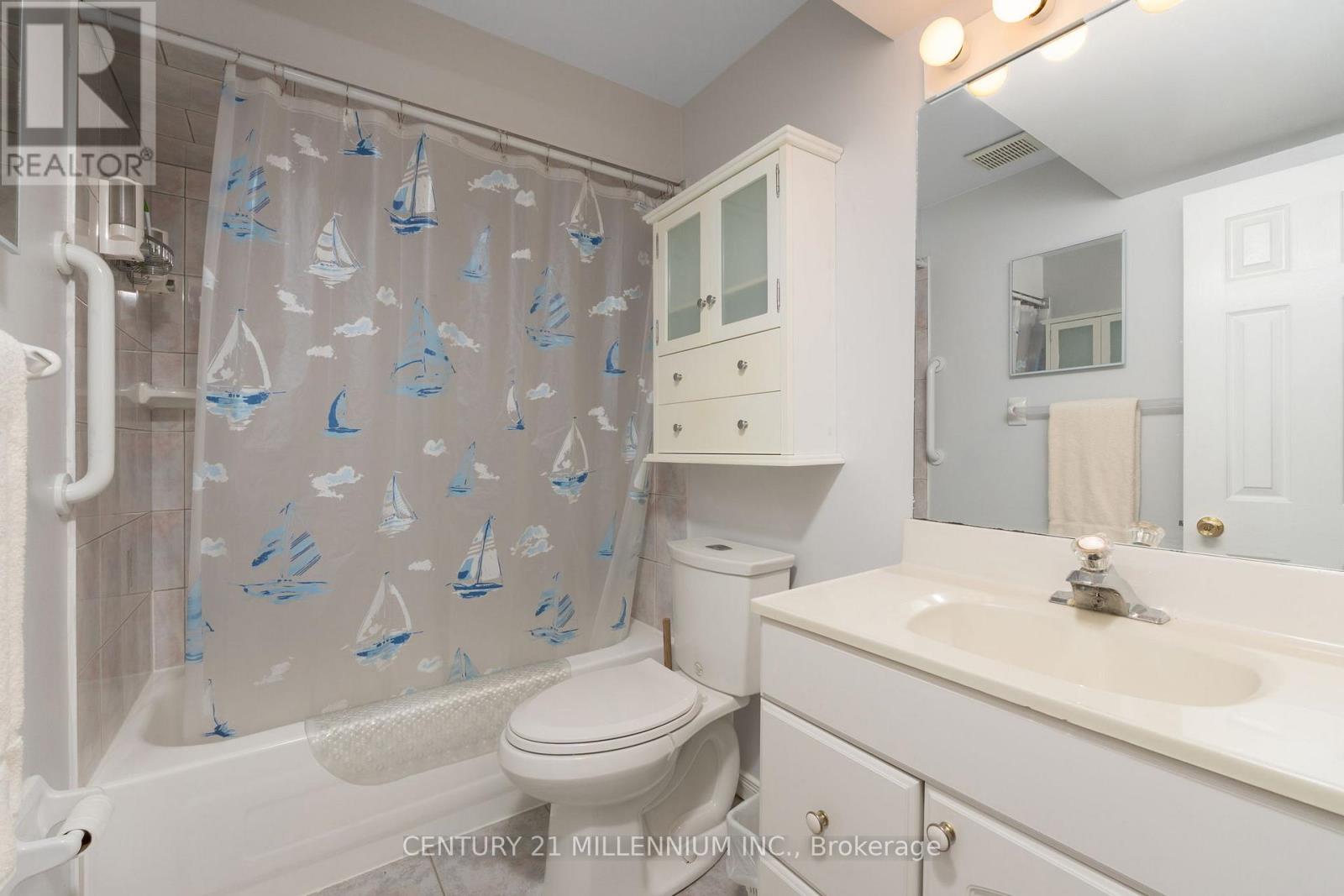 17 Whitehaven Drive, Brampton (Heart Lake West), Ontario  L6Z 2R5 - Photo 41 - W12198652