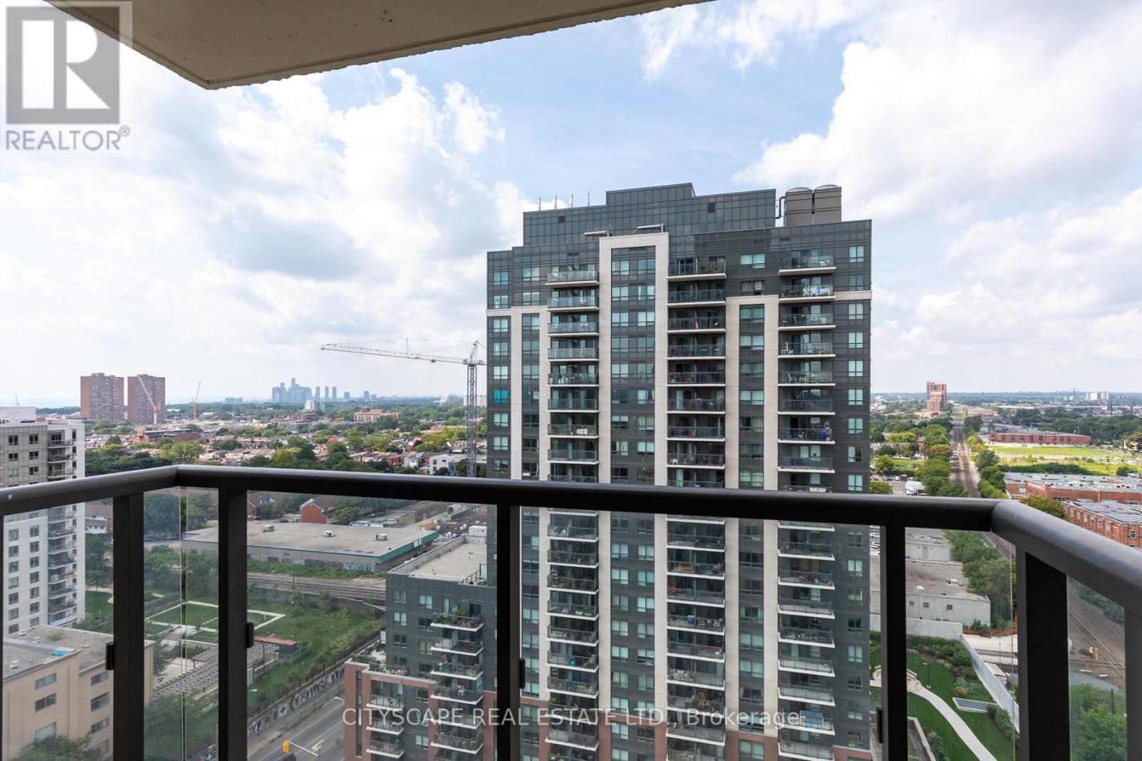 1808 - 1410 Dupont Street, Toronto, Ontario  M6H 0B6 - Photo 10 - W12198661