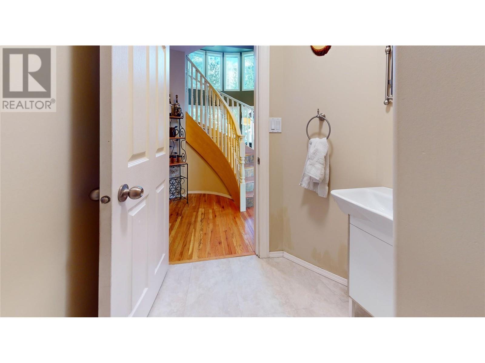 2874 Hilltop Road, Blind Bay, British Columbia  V0E 1H1 - Photo 25 - 10350887