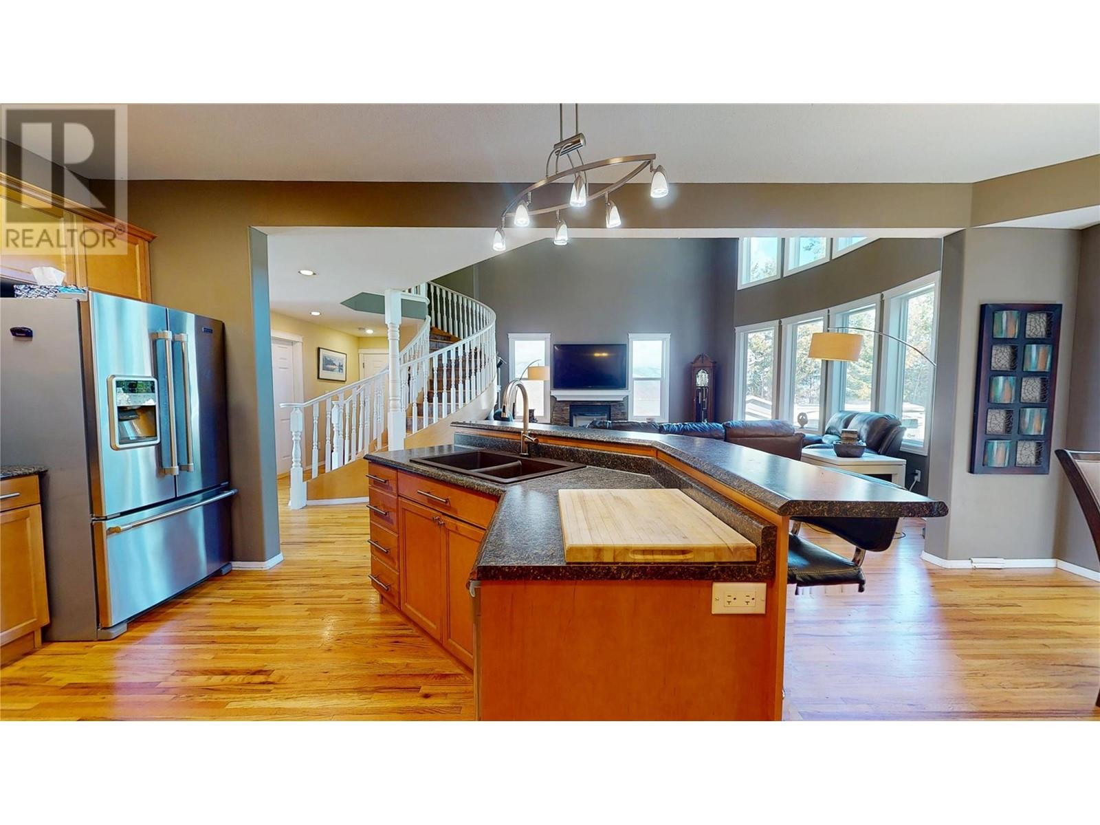 2874 Hilltop Road, Blind Bay, British Columbia  V0E 1H1 - Photo 15 - 10350887