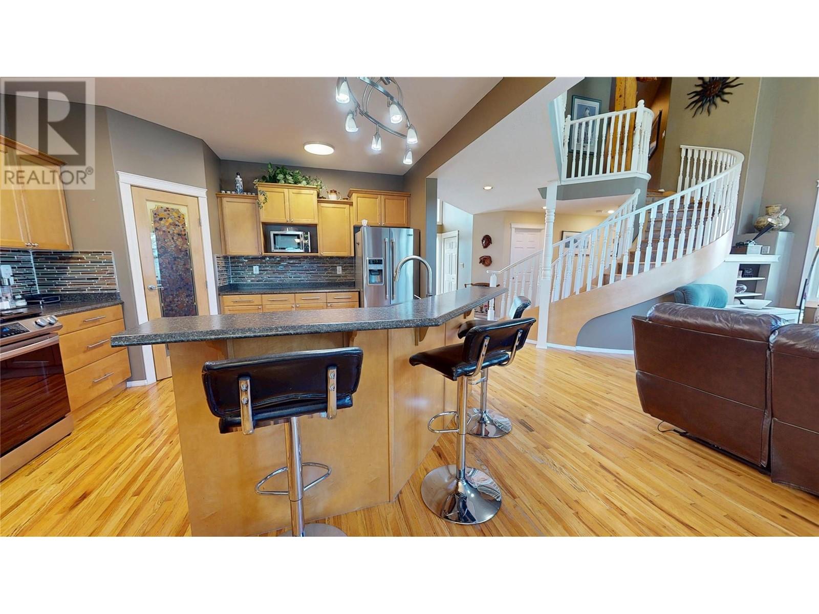 2874 Hilltop Road, Blind Bay, British Columbia  V0E 1H1 - Photo 16 - 10350887