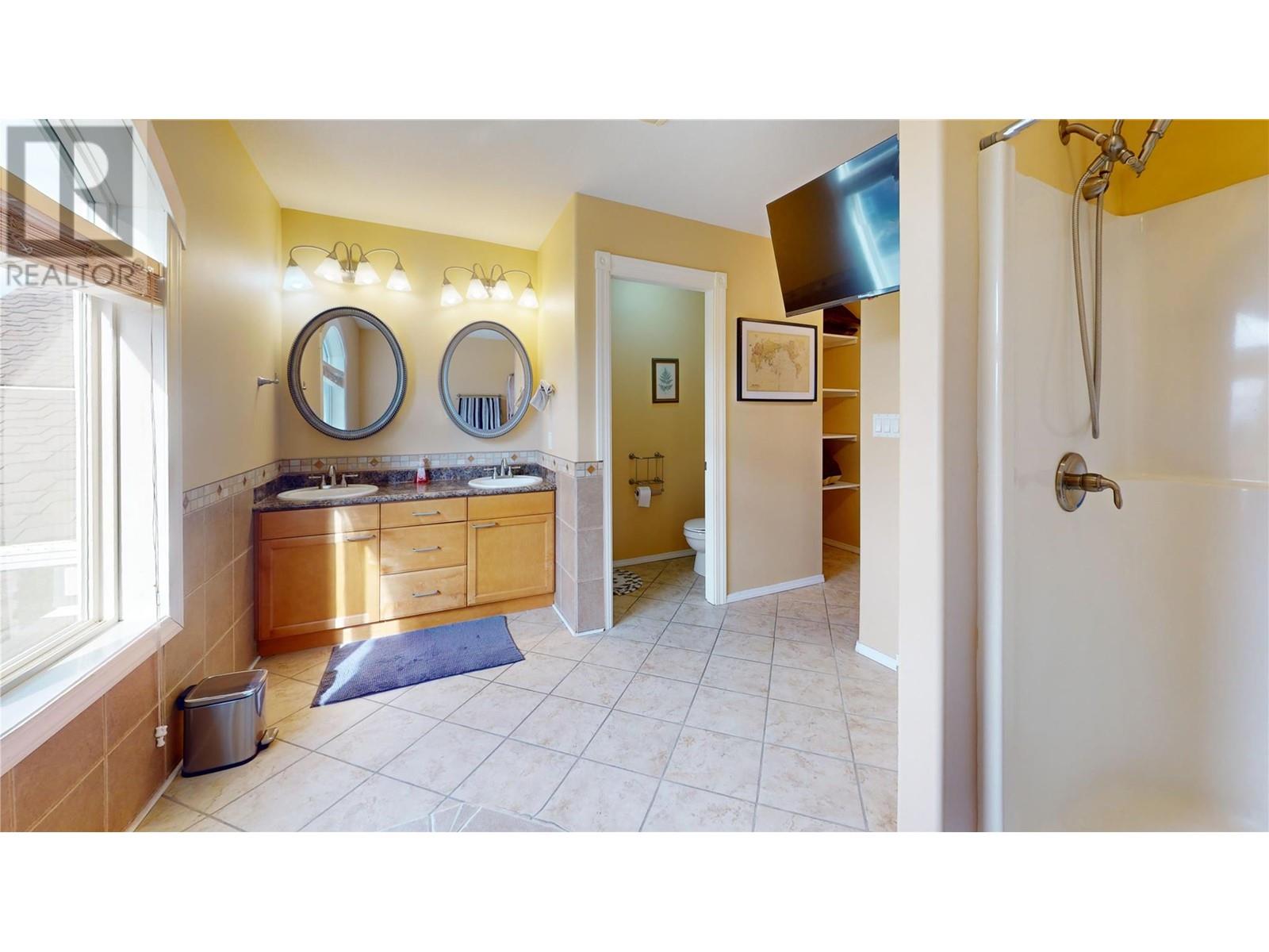 2874 Hilltop Road, Blind Bay, British Columbia  V0E 1H1 - Photo 33 - 10350887