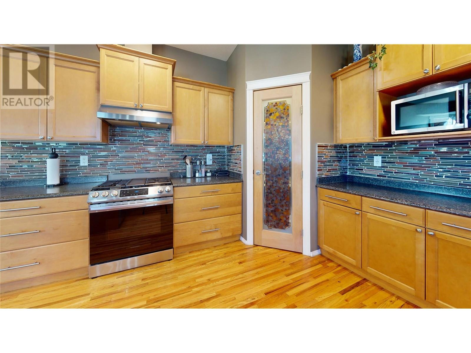 2874 Hilltop Road, Blind Bay, British Columbia  V0E 1H1 - Photo 13 - 10350887