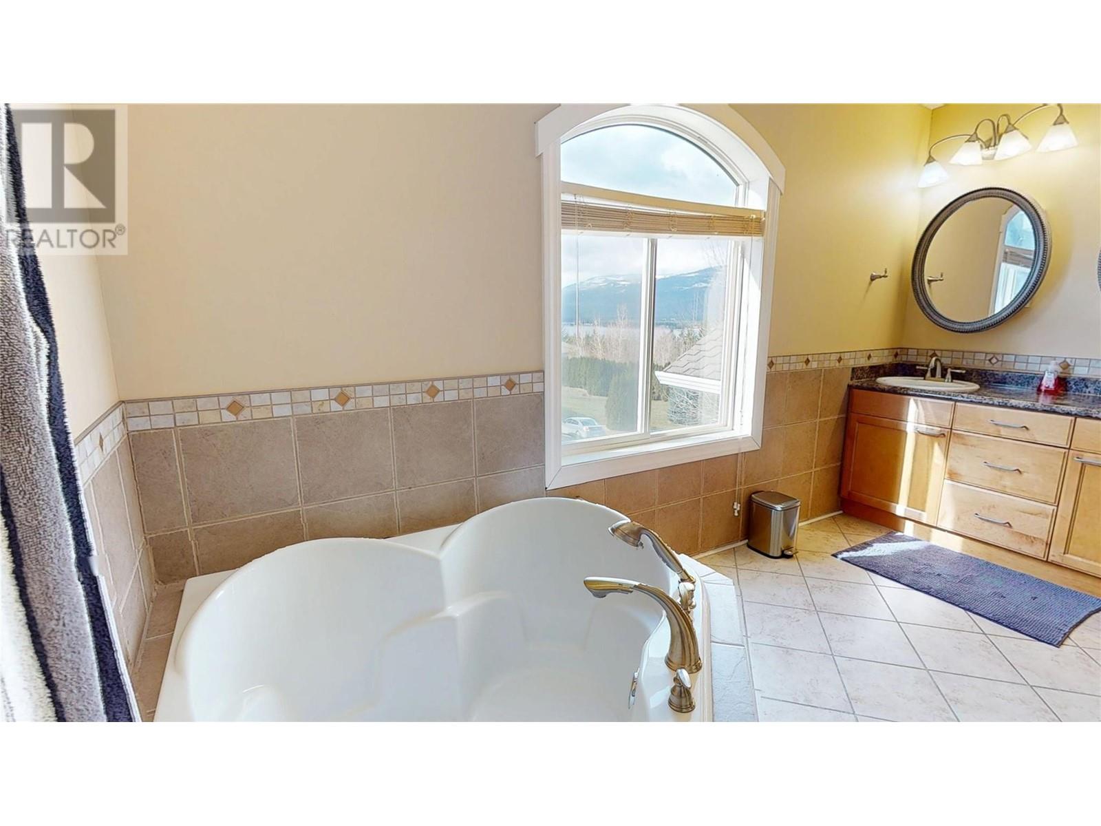 2874 Hilltop Road, Blind Bay, British Columbia  V0E 1H1 - Photo 36 - 10350887