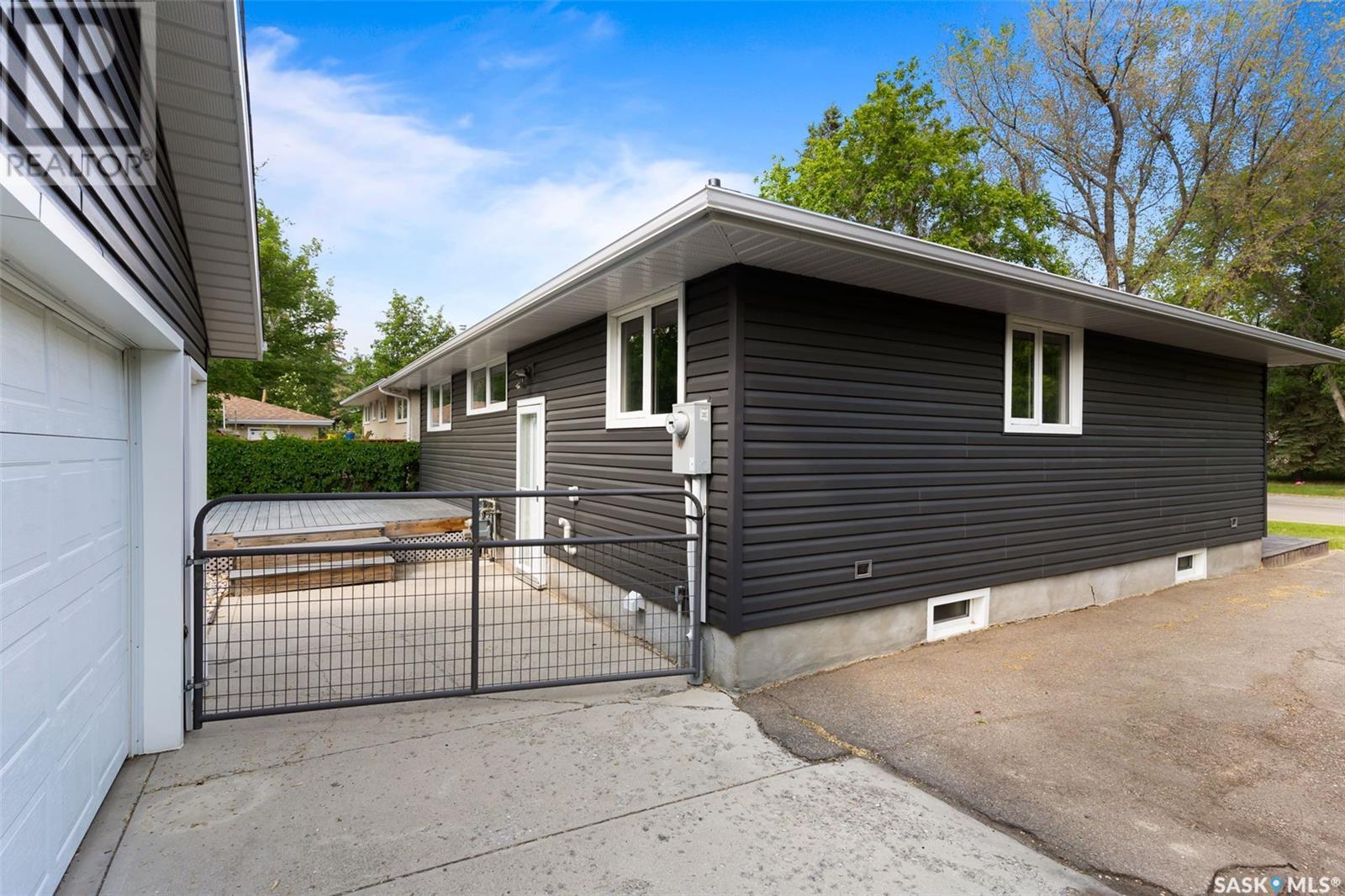 34 Mollard Crescent, Regina, Saskatchewan  S4T 6J2 - Photo 27 - SK008247