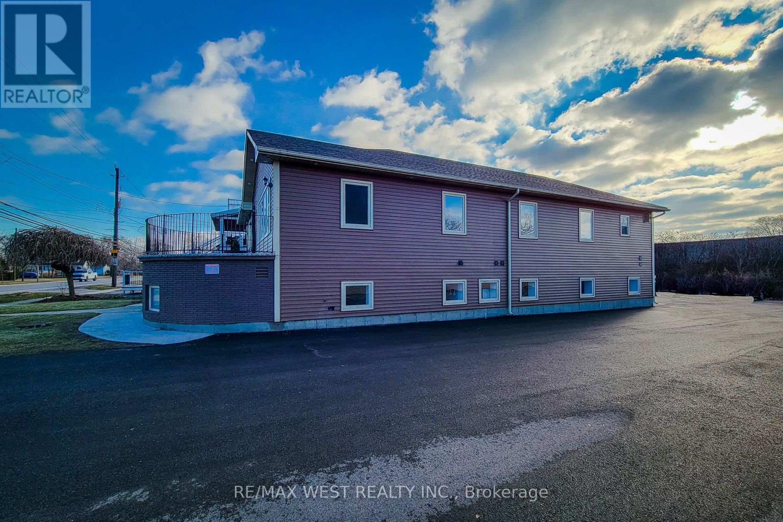 Property at 180 BEACH BOULEVARD image 4